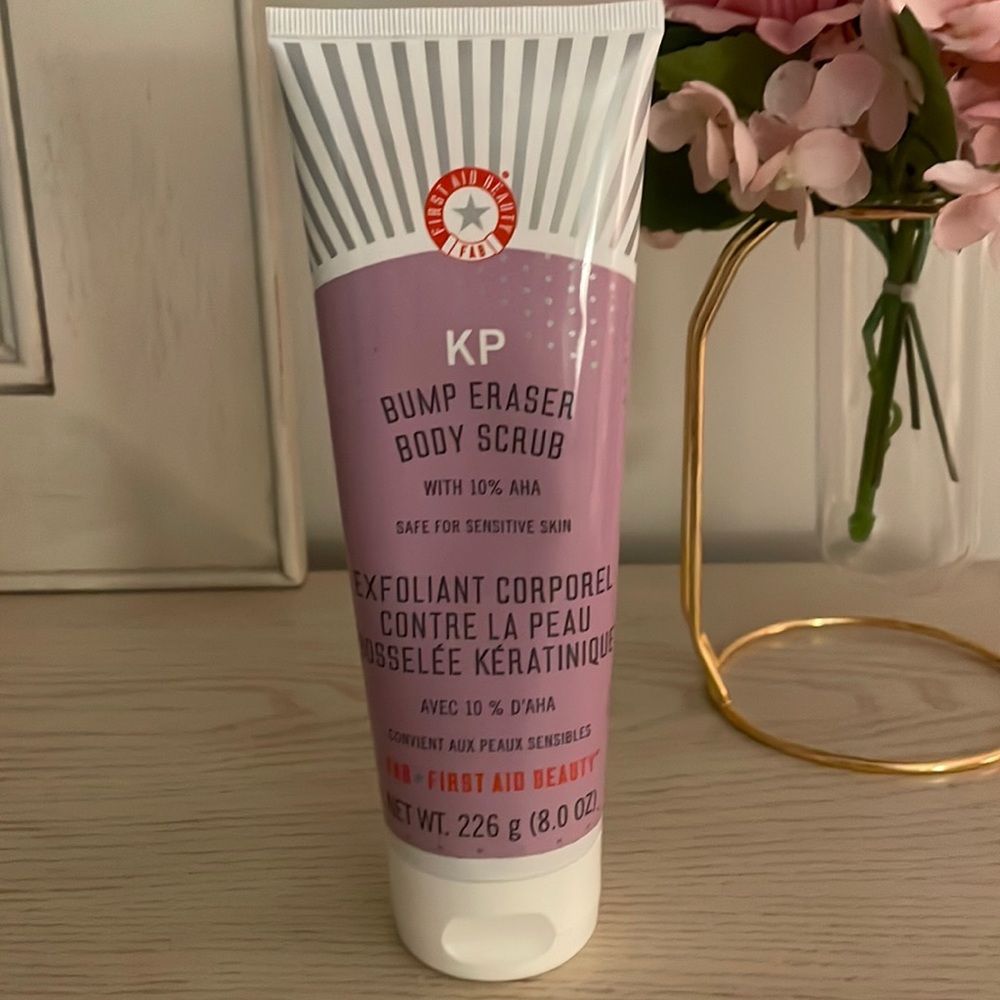 KP Bump Eraser Body Scrub